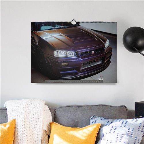 ChromeCars® Wandkalender - Nissan Skyline R34 GT-R V-spec CRS MNPIII - 2025 (DIN A2)